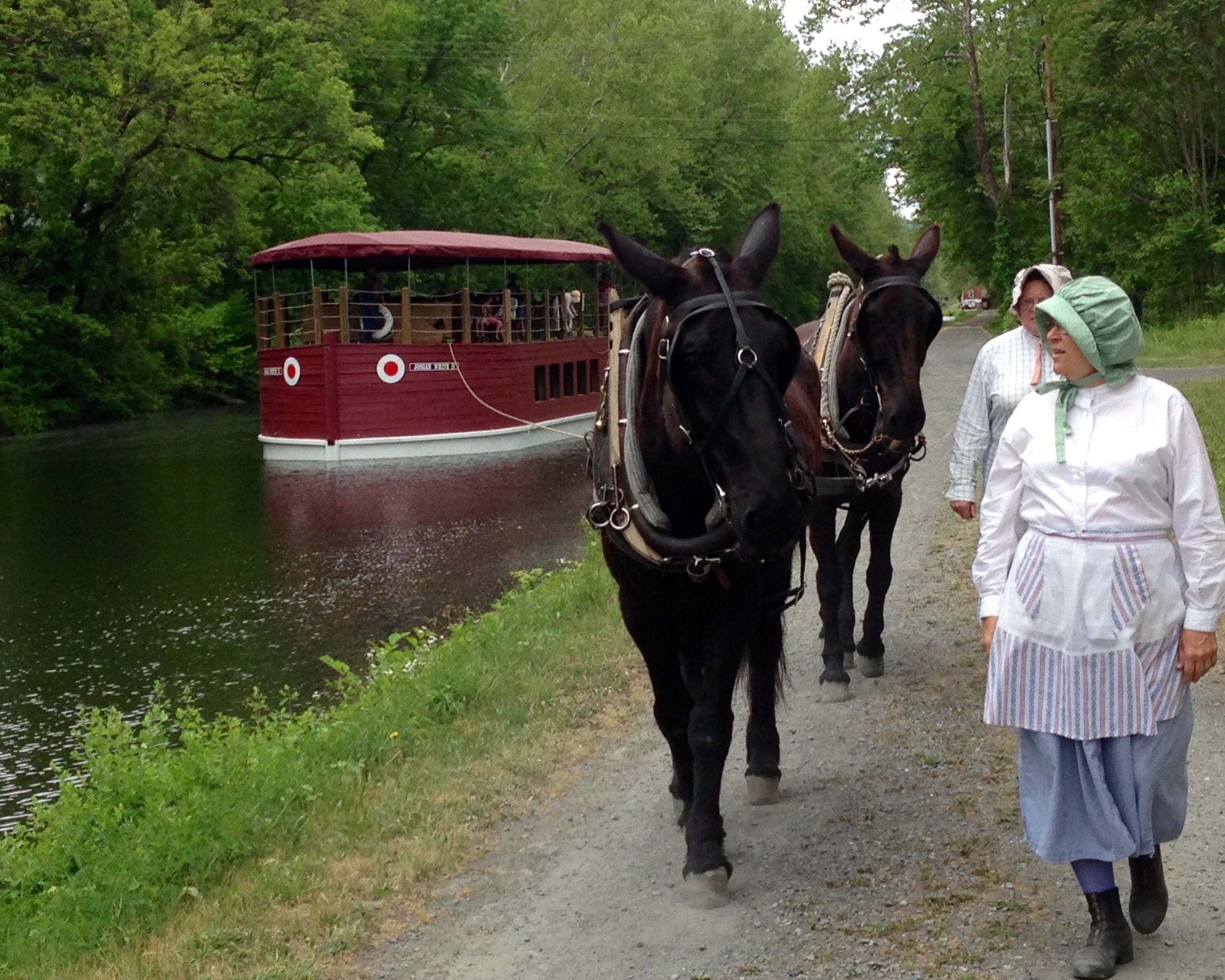 Opening Day for Canal Boat Rides